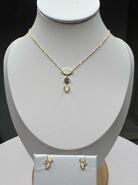 18K Gold White Opal Necklace & Earring Set - Iridescent Opal Absolutely Gorgeous